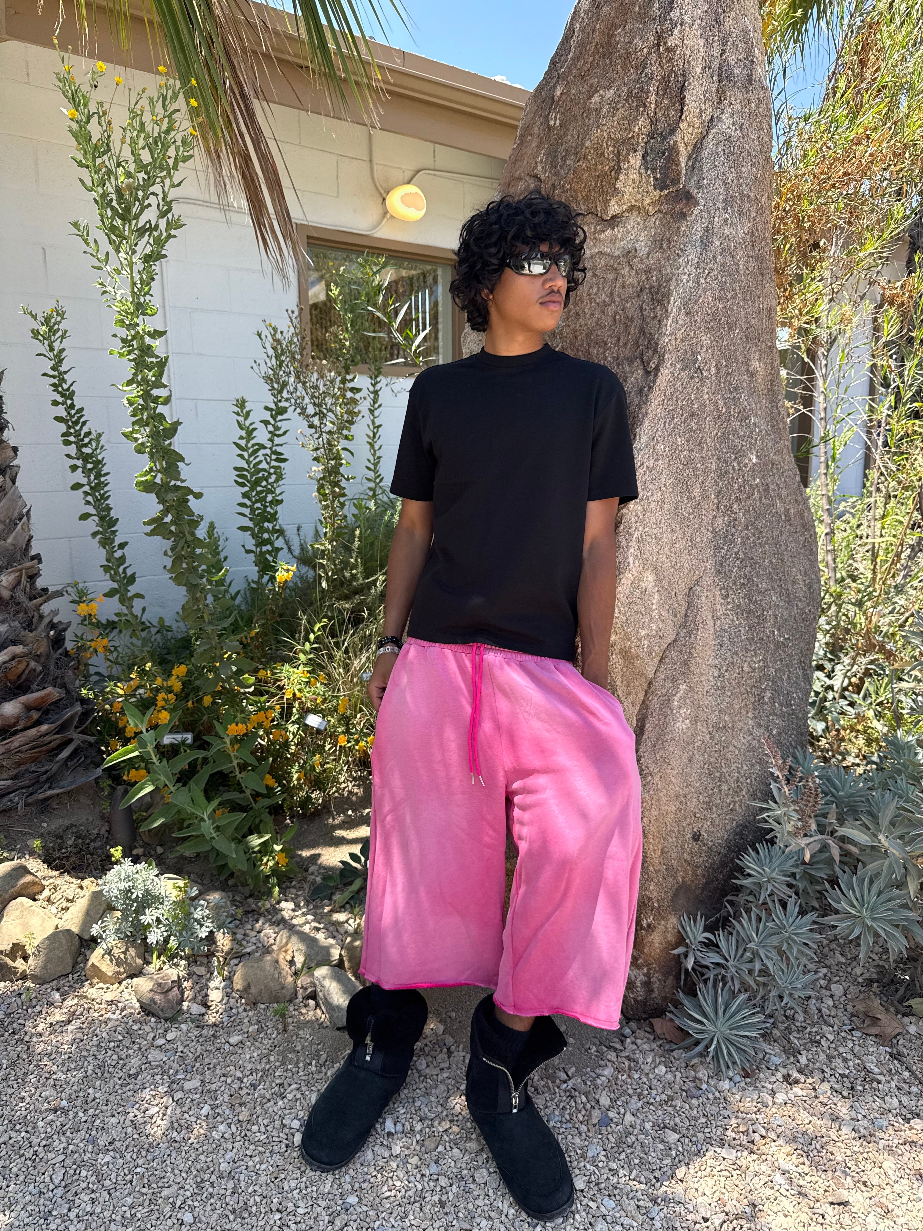 pink sweatshorts [preorder]