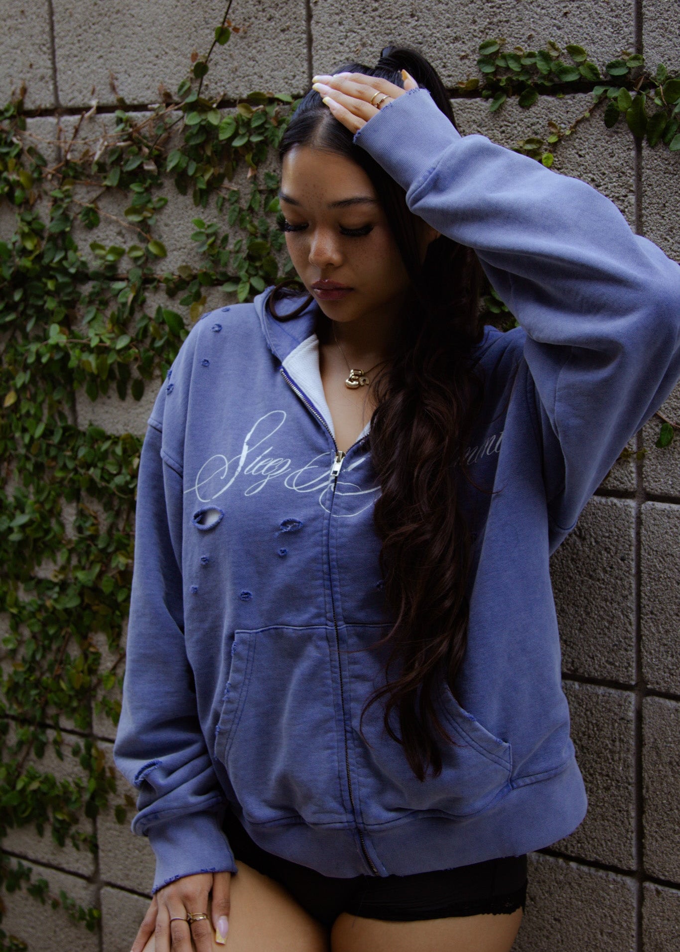 distressed zip [limited sizes]